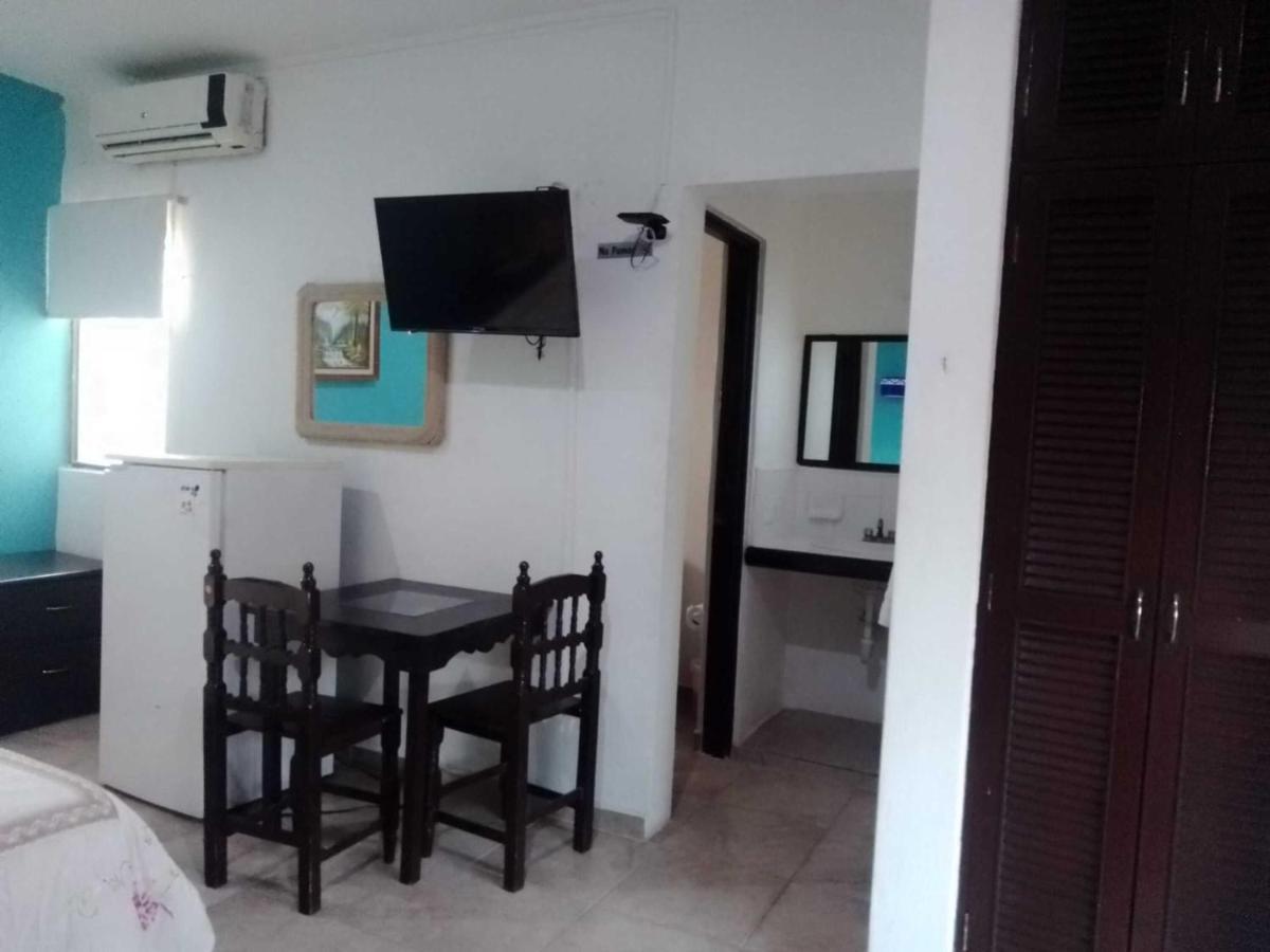 Hotel Acuario Playa Del Carmen Eksteriør bilde