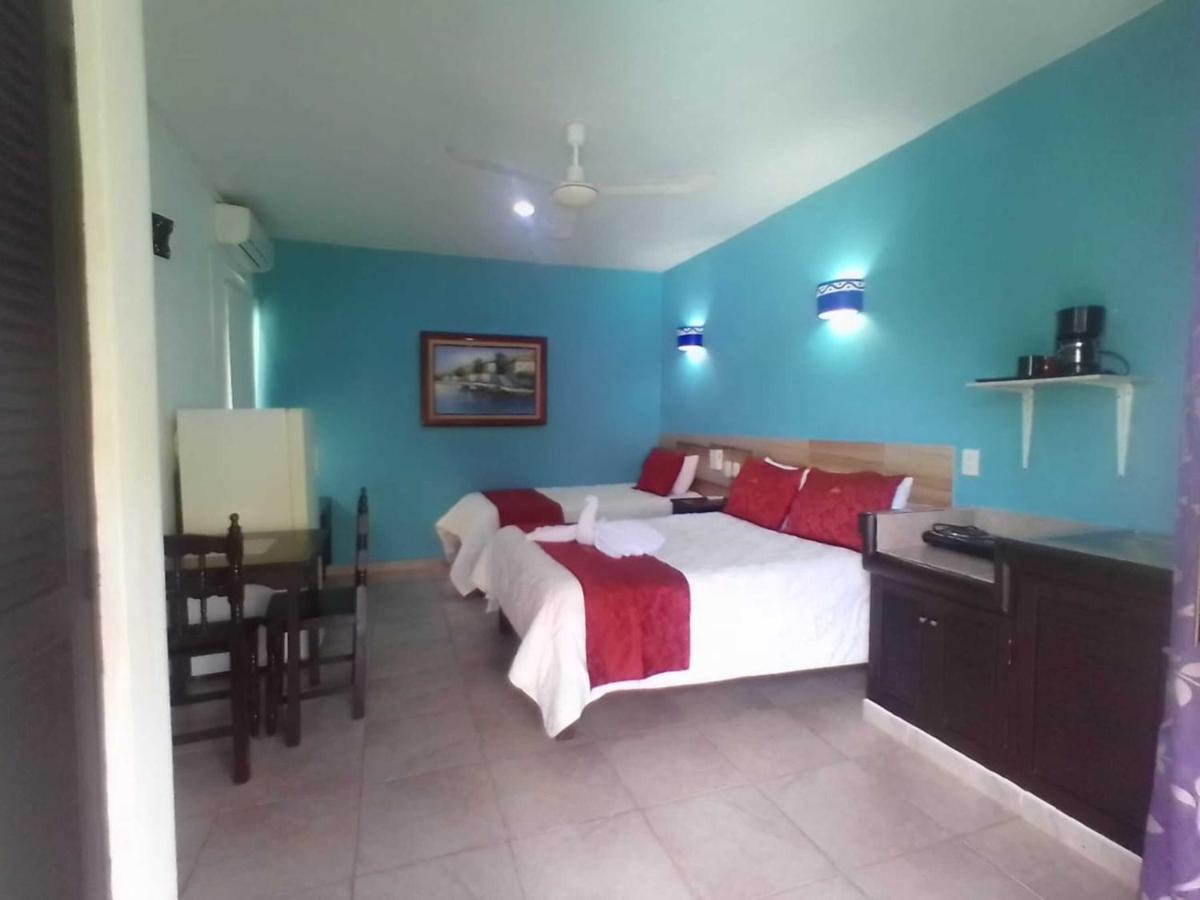 Hotel Acuario Playa Del Carmen Eksteriør bilde