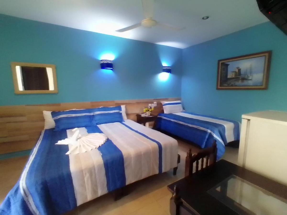 Hotel Acuario Playa Del Carmen Rom bilde